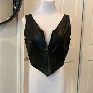 Vintage Leather vest top with disclosed back 🏴